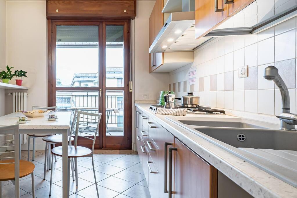 Broletto Park Apartment - Affitti Brevi Italia Lecco Extérieur photo
